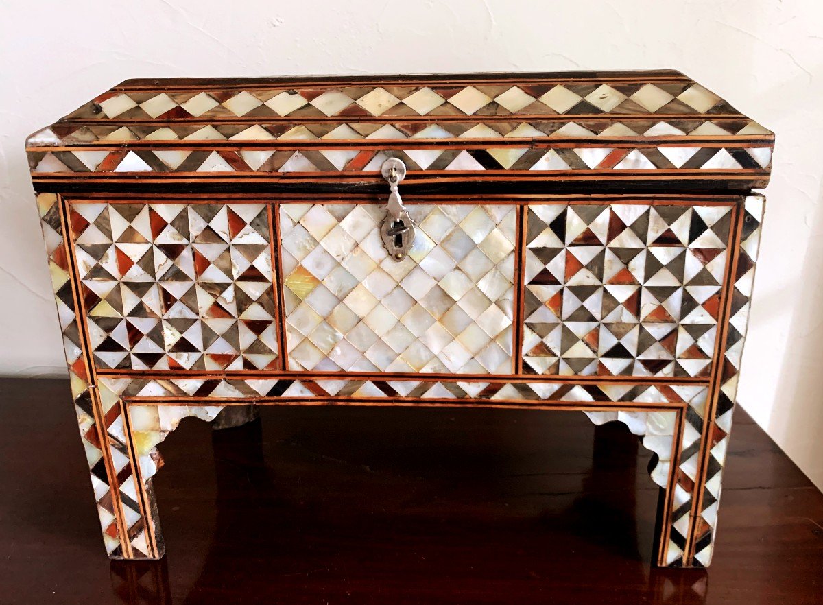 Ottoman Empire Wedding Box Inlaid With Mother Of Pearl And Tortoiseshell -photo-2