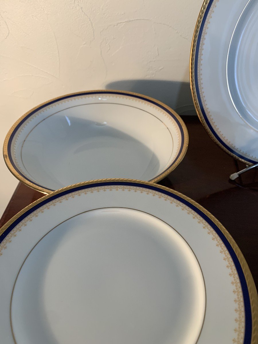 Limited Edition Blue Of France Porcelain Dinner Service Joséphine De Beauharnais-photo-3