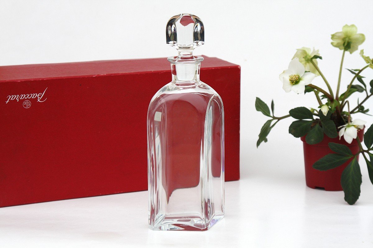 Baccarat Crystal Whiskey Decanter, Vologne Model-photo-8