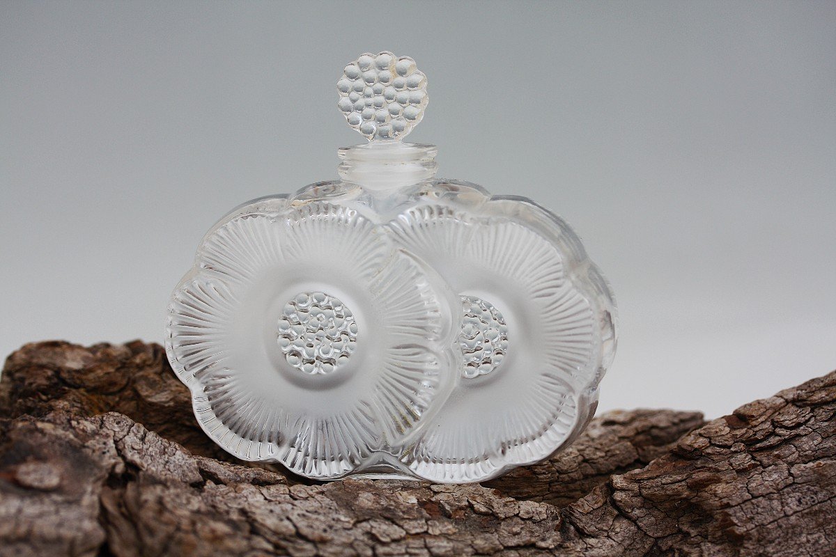 Flacon à Parfum En Cristal De Lalique, Modèle Deux Fleurs