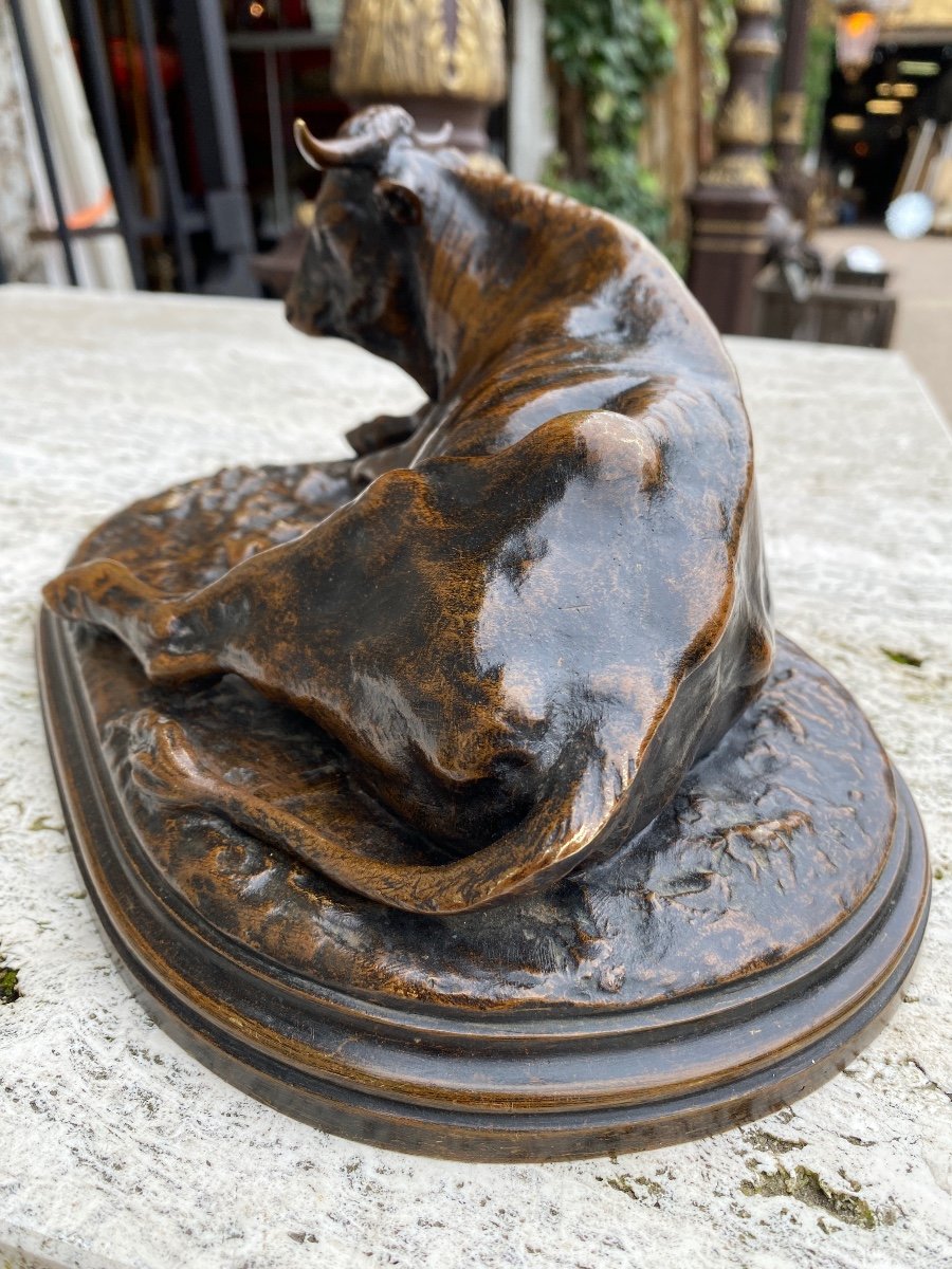 Rosa Bonheur (1822-1899) Reclining Bull In Bronze With Nuanced Brown Patina -photo-2