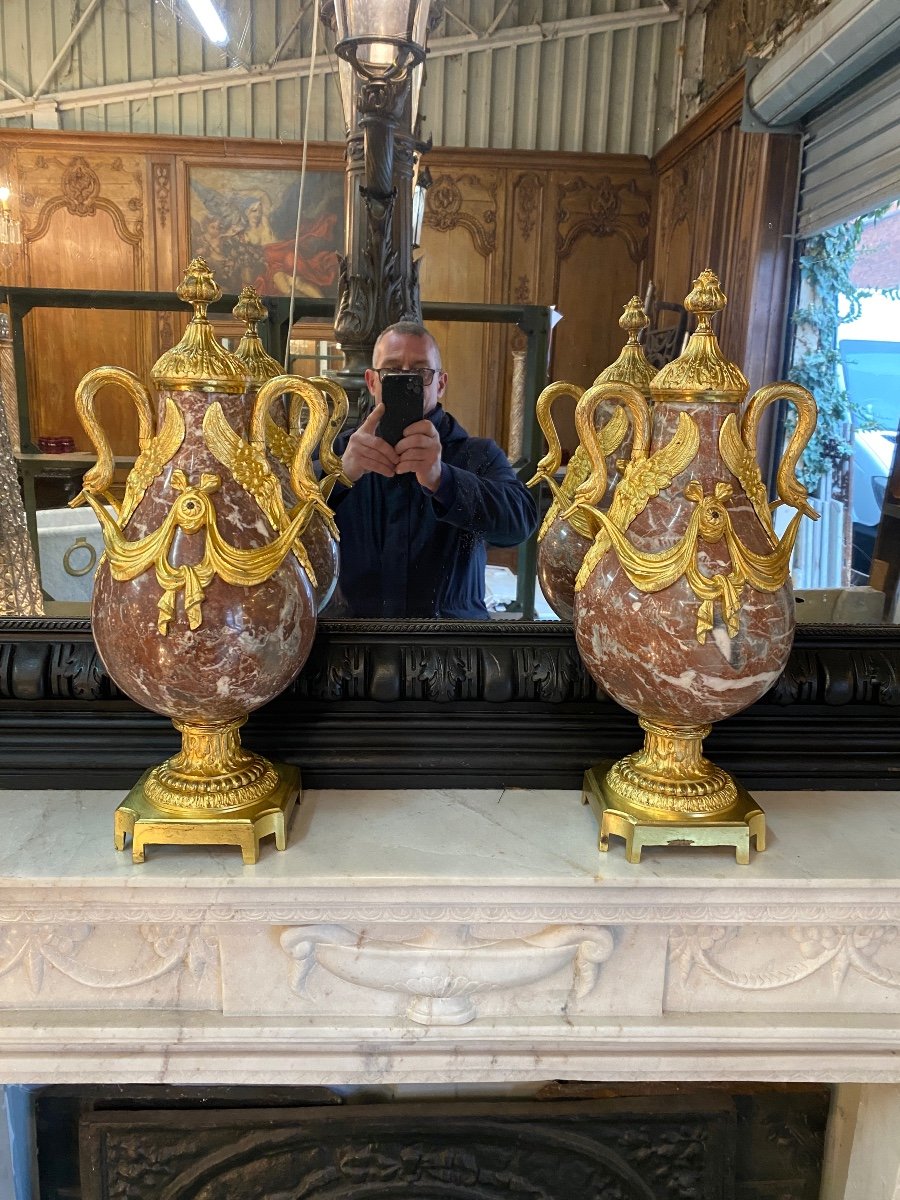 Pair Of Louis XVI Style Cassolettes In Marble And Gilded Bronze, Napoleon III Period -photo-4