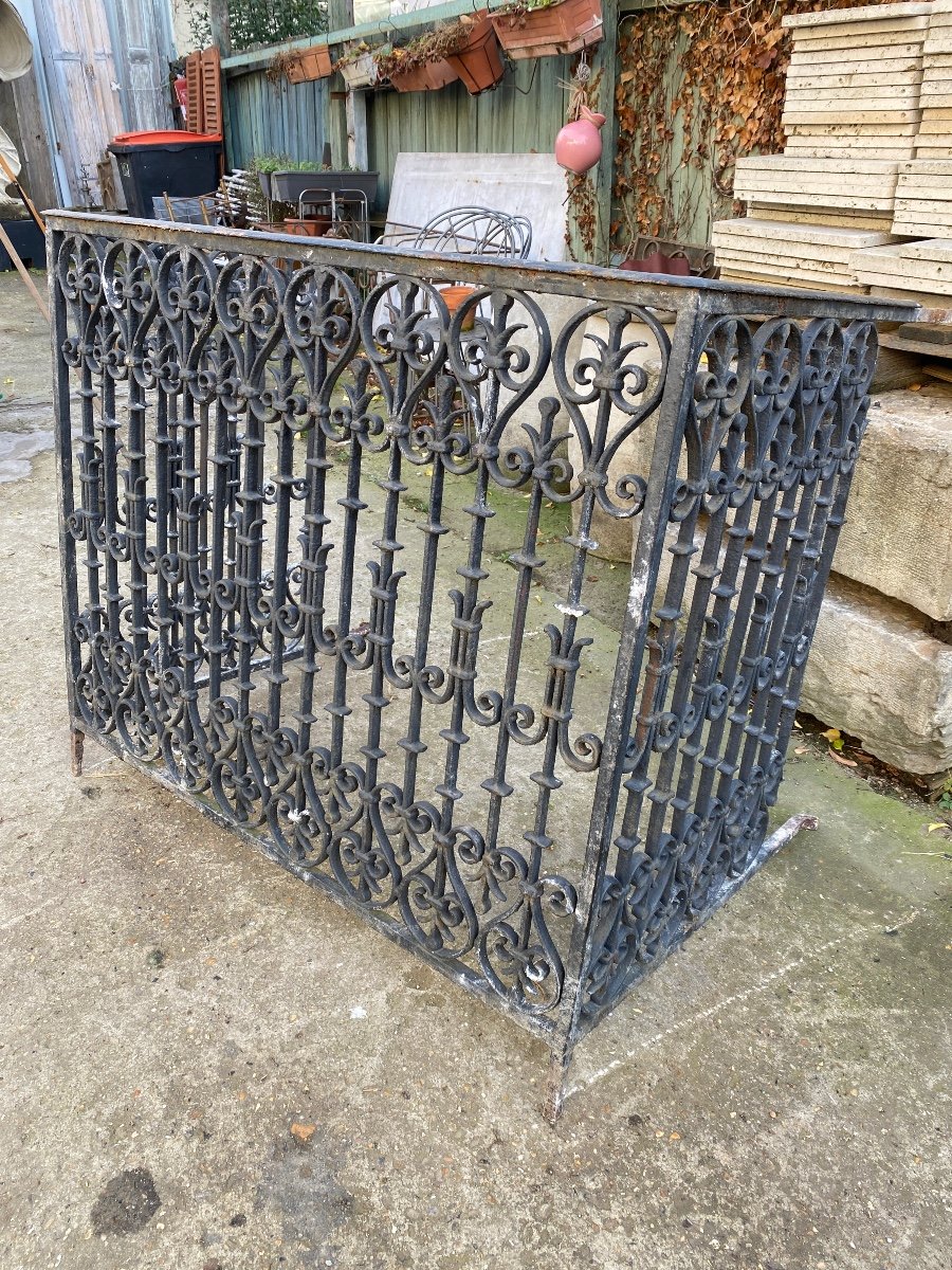 19th Century Cast Iron Balcony / Grille -photo-3