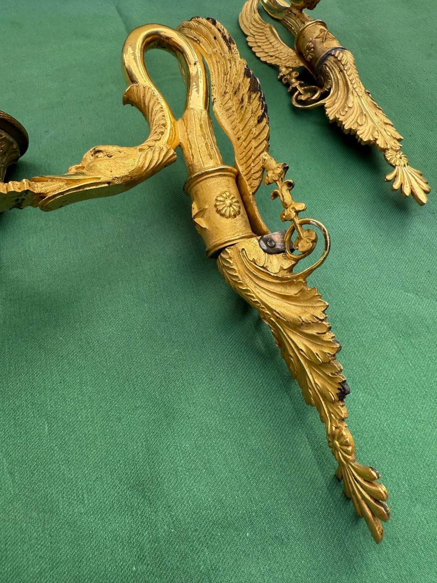 Pair Of Empire Period Wall Lights In Gilt Bronze With Swan Necks -photo-2