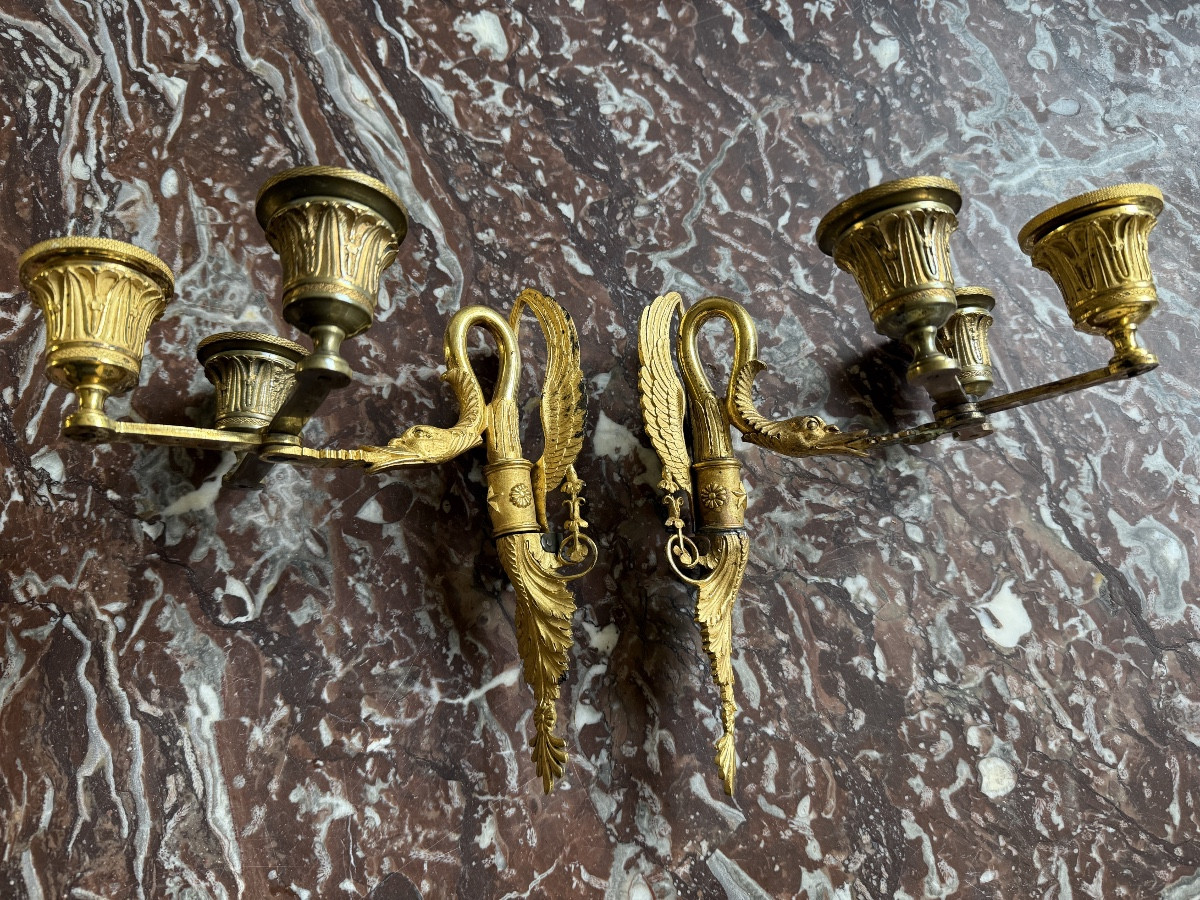 Pair Of Empire Period Wall Lights In Gilt Bronze With Swan Necks -photo-5