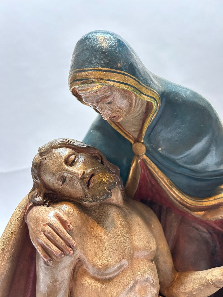 Neo Gothic Sculpture Of A Pieta-photo-2