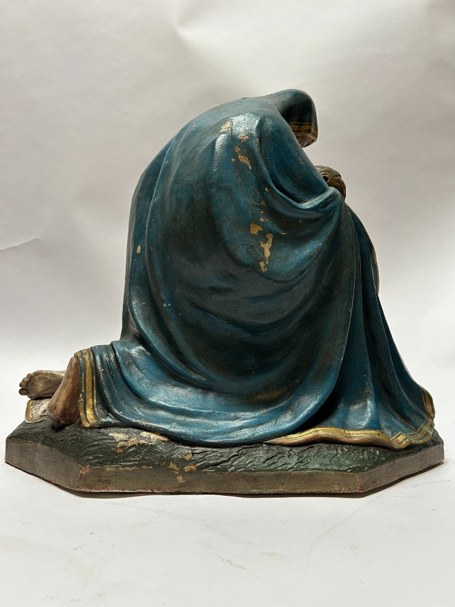 Neo Gothic Sculpture Of A Pieta-photo-1