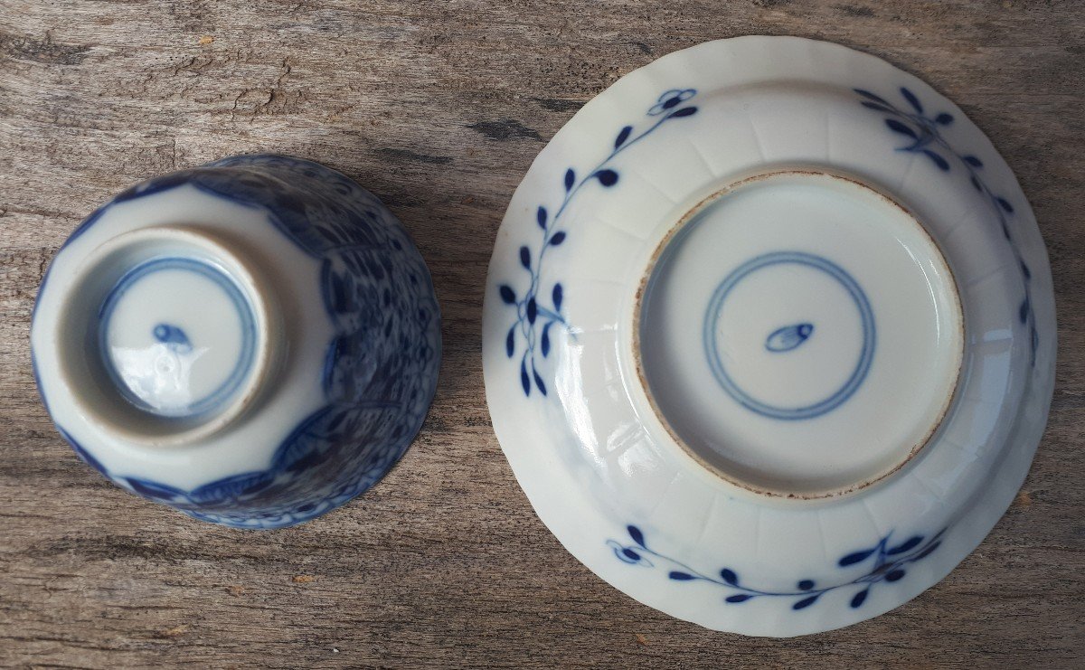 Pair Of Chinese Blue And White Cups And Saucers, China Kangxi Period-photo-2