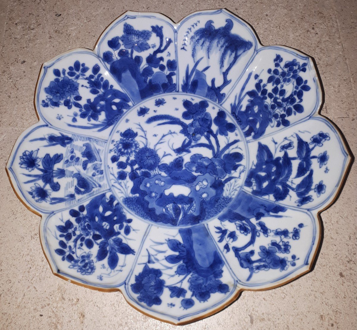 Chinese Blue And White Lotus Flower Plate, Kangxi Period China-photo-2