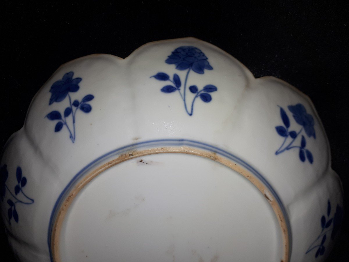 Chinese Blue And White Lotus Flower Plate, Kangxi Period China-photo-5