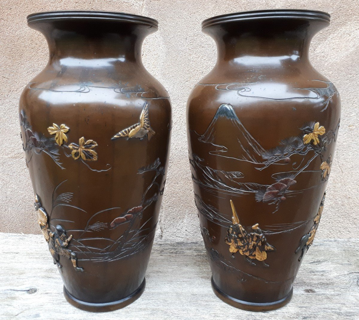 Paire De Vases Japonais En Bronze Incrustés De Métaux Précieux par Kumagaya, Japon ère Meiji-photo-4