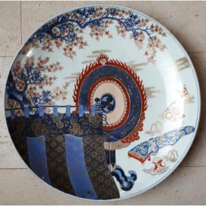 Grand Plat Japonais En Porcelaine d'Arita (Imari), Japon ère Meiji