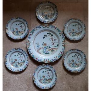 Chinese Dish And Six Porcelain Plates, China Qianlong Period