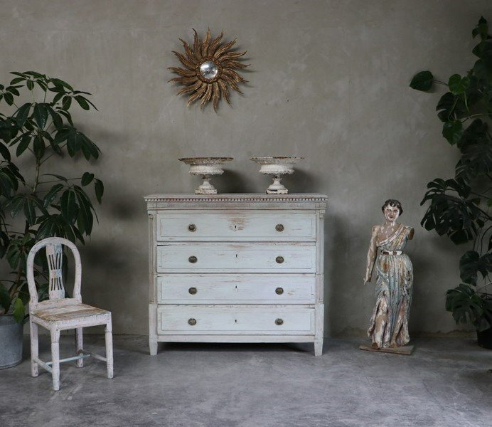 Gustavian Chest Of Drawers