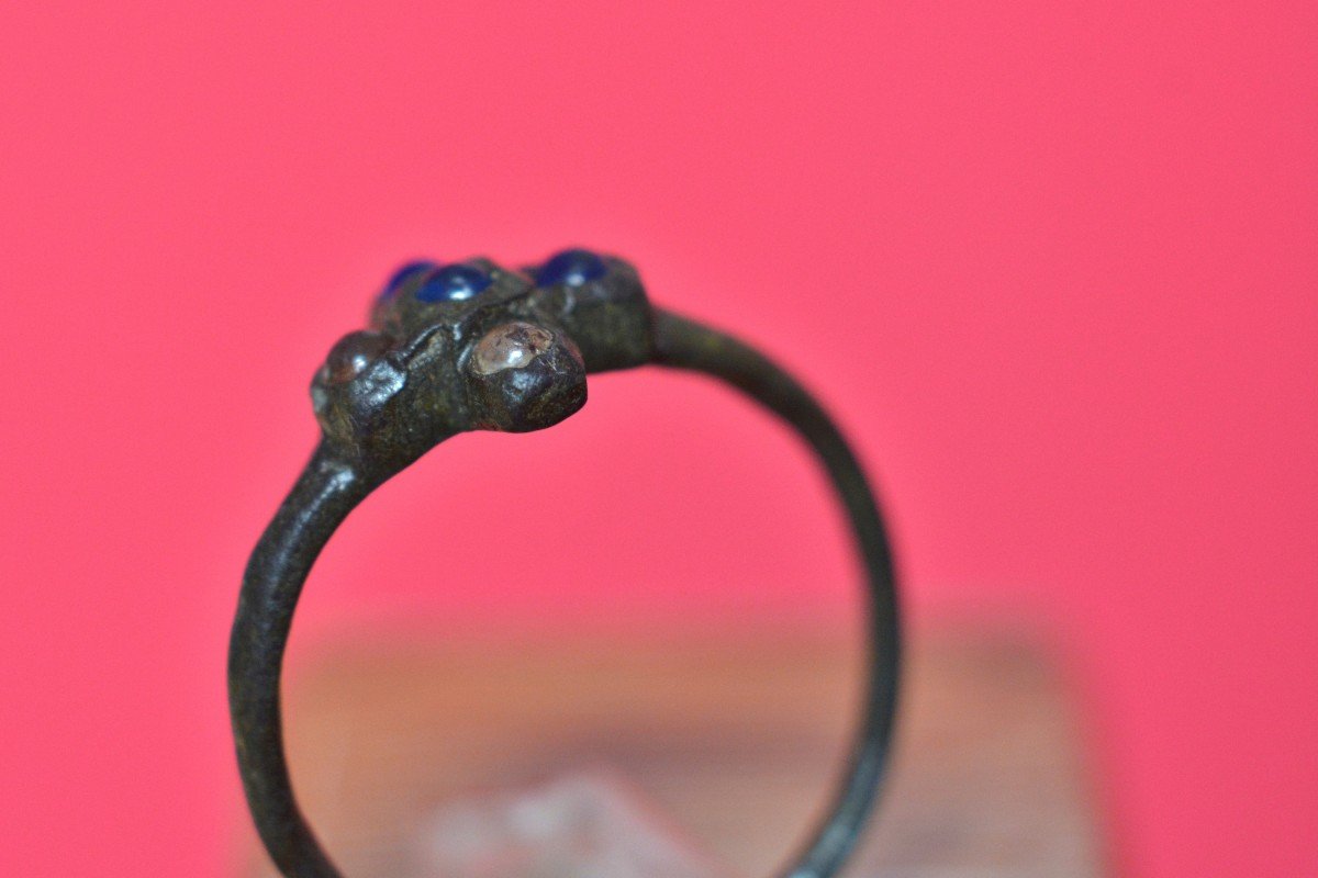 Bague Médiévale - Bronze Et Perles De Verre - Haute Epoque Moyen Age anneau bijou-photo-3