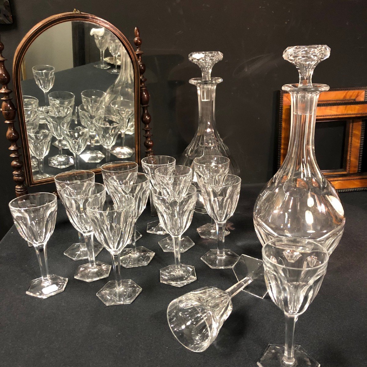 12 verres à vin cuit en cristal attribués à Baccarat, modèle Compiègne-photo-1