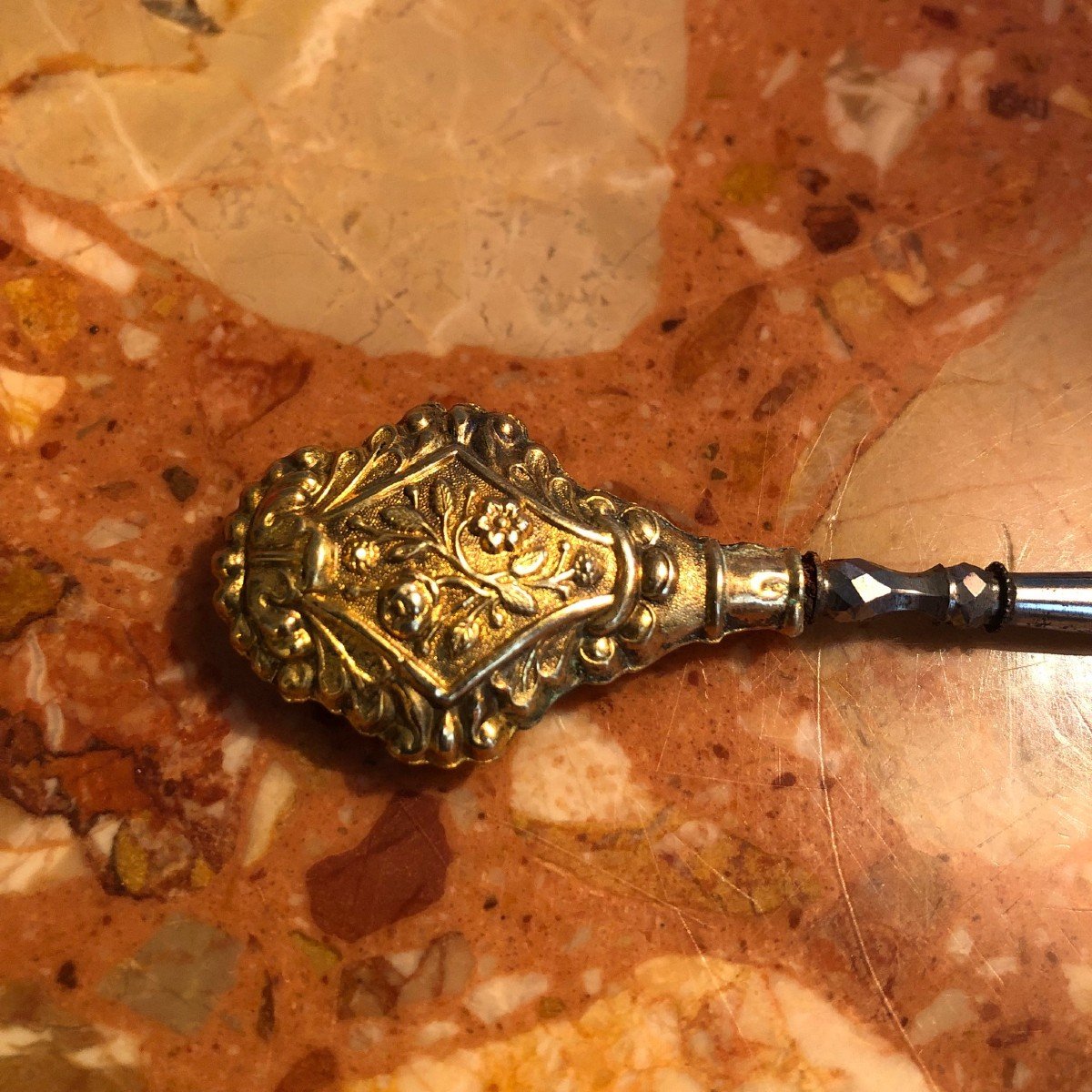 Sewing Elements From The Restoration Period: Pin Case And Punch In Vermeil-photo-2