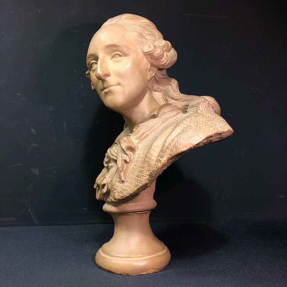 Grand buste en terre cuite  d'un homme d'époque Louis XV-photo-3