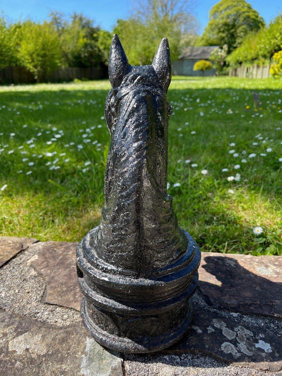 Three Cast Iron Busts Of Horses-photo-6