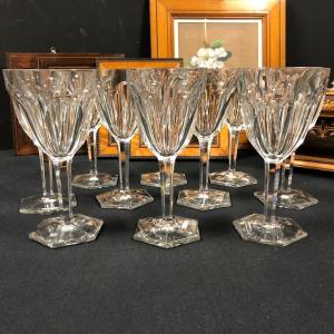 10 grands verres en cristal attribués à Baccarat, modèle Compiègne