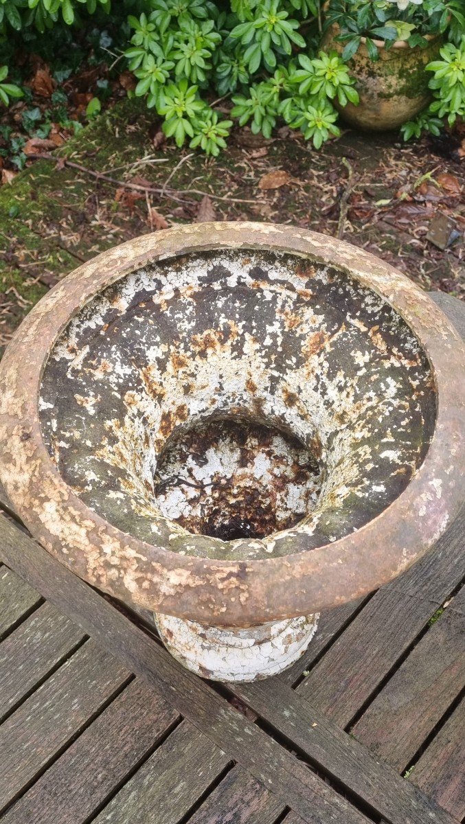 Pair Of Cast Iron Basins... XVIII/xixith-photo-1