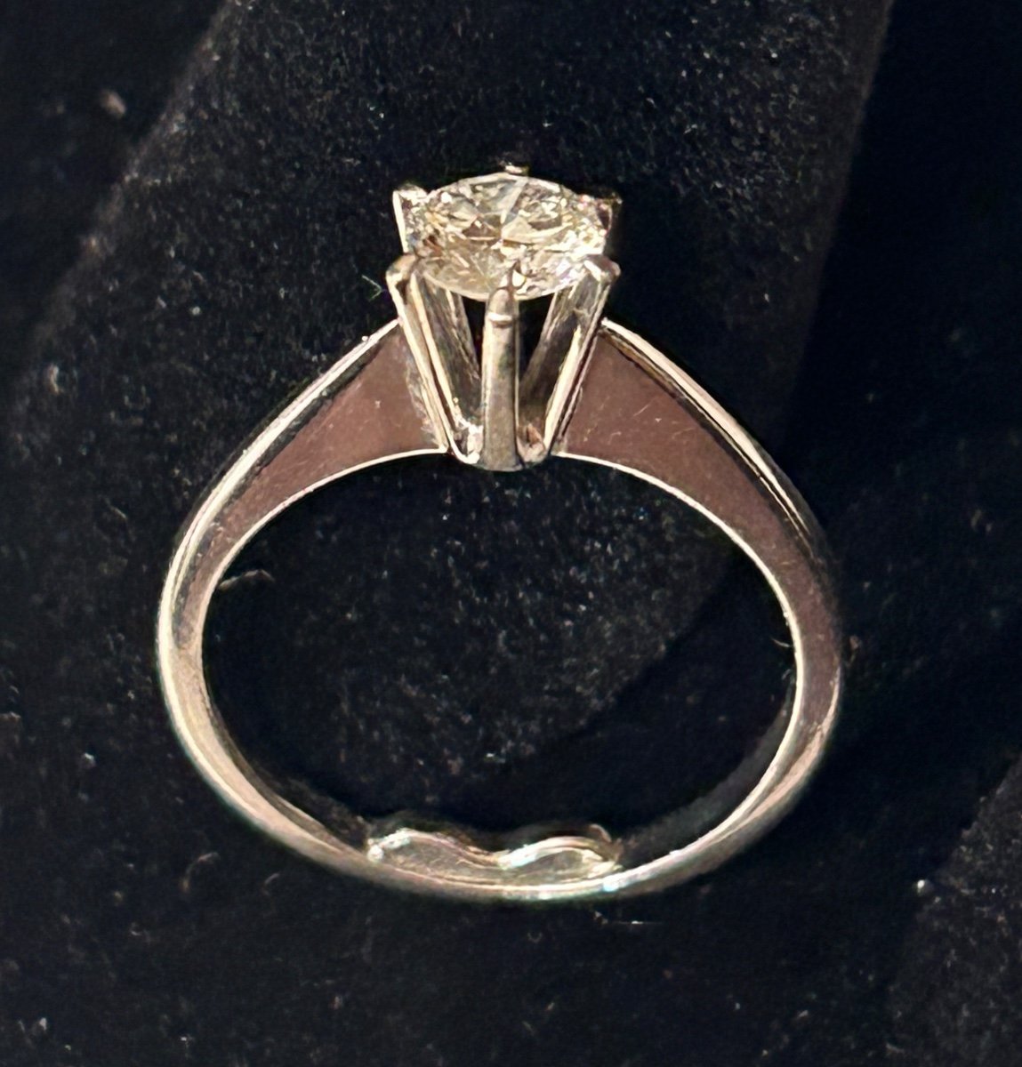 Solitaire In White Gold And Diamond-photo-4