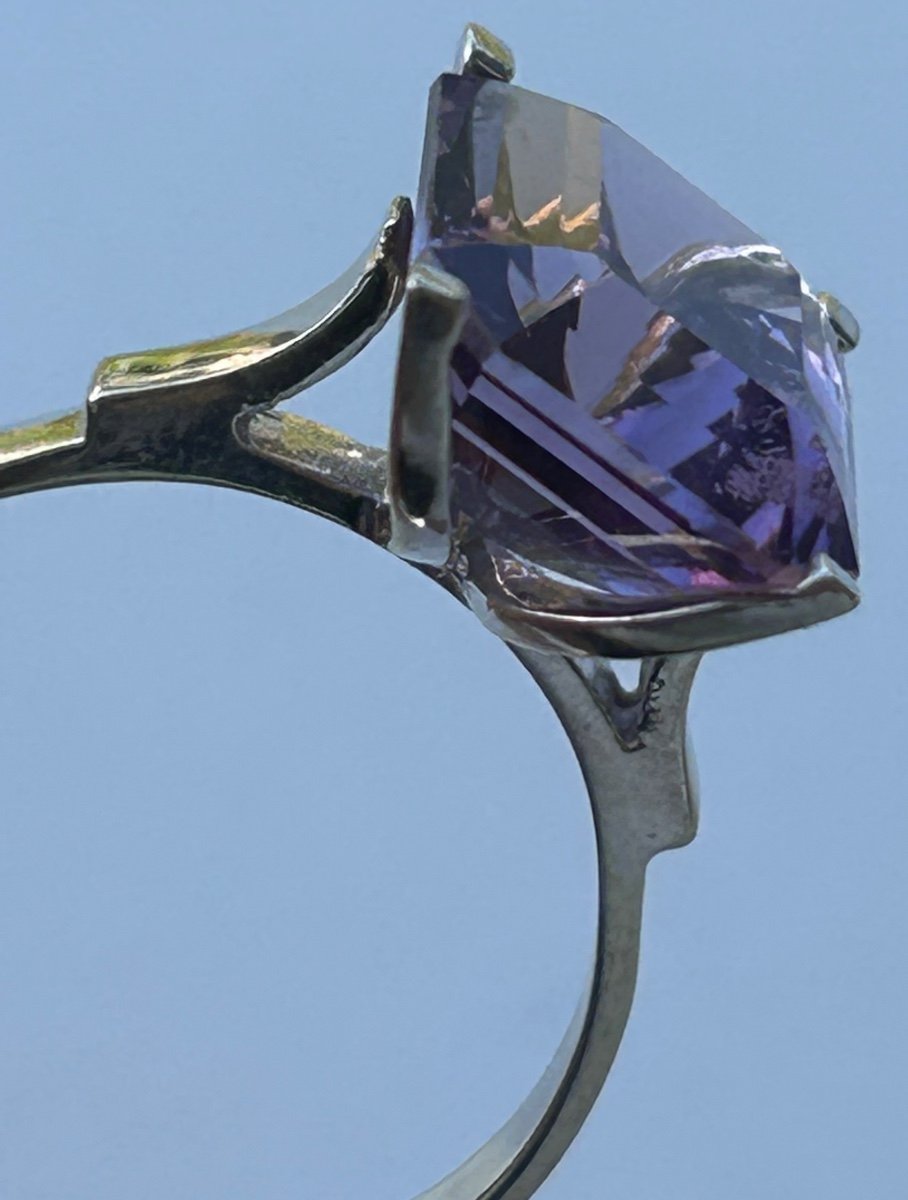 White Gold And Amethyst Ring-photo-2