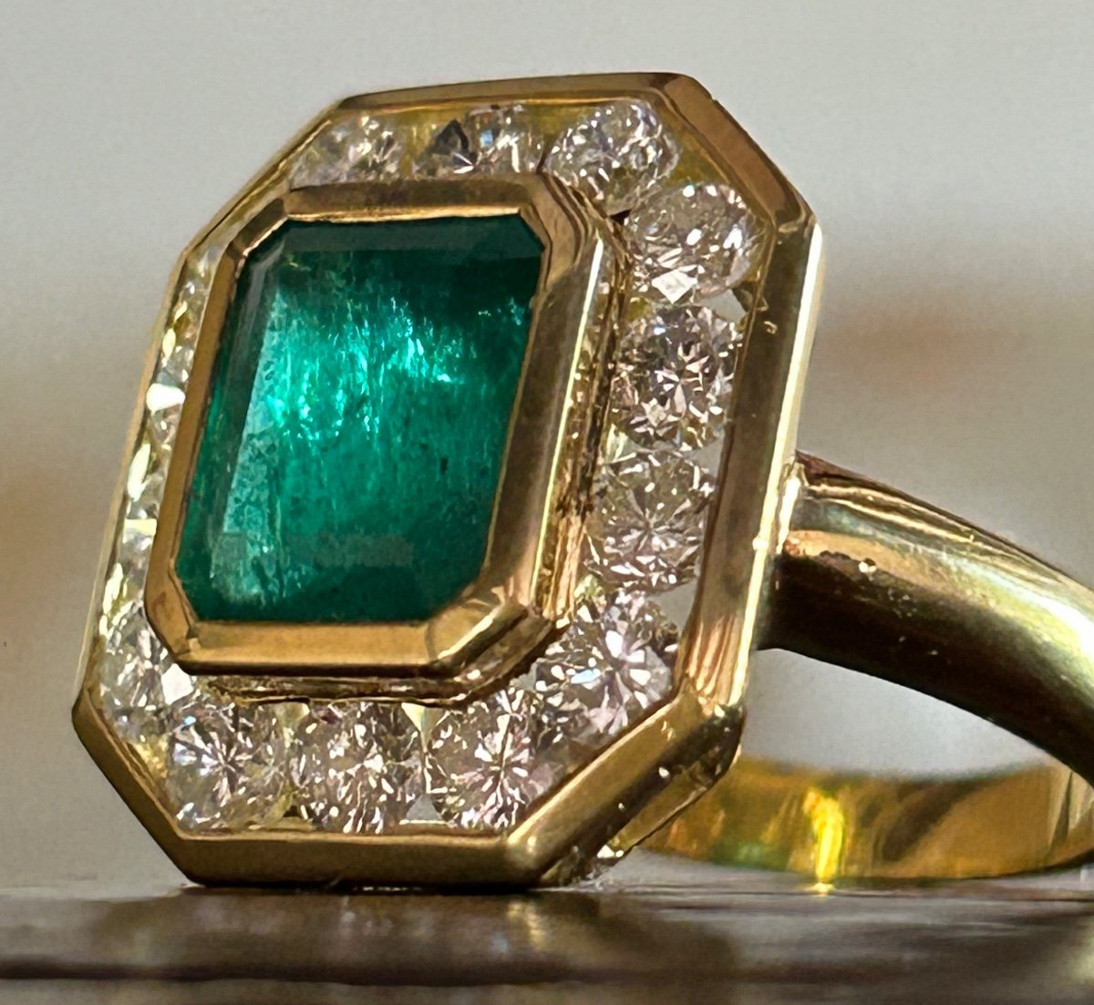 Gold, Emerald And Brilliant Ring-photo-3