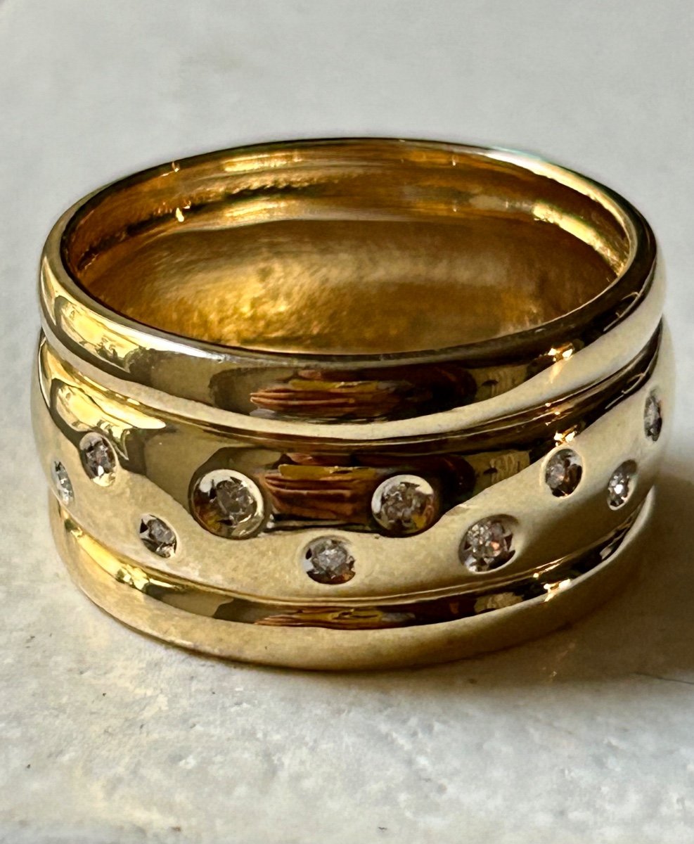 Gold Ring And Brilliants-photo-2