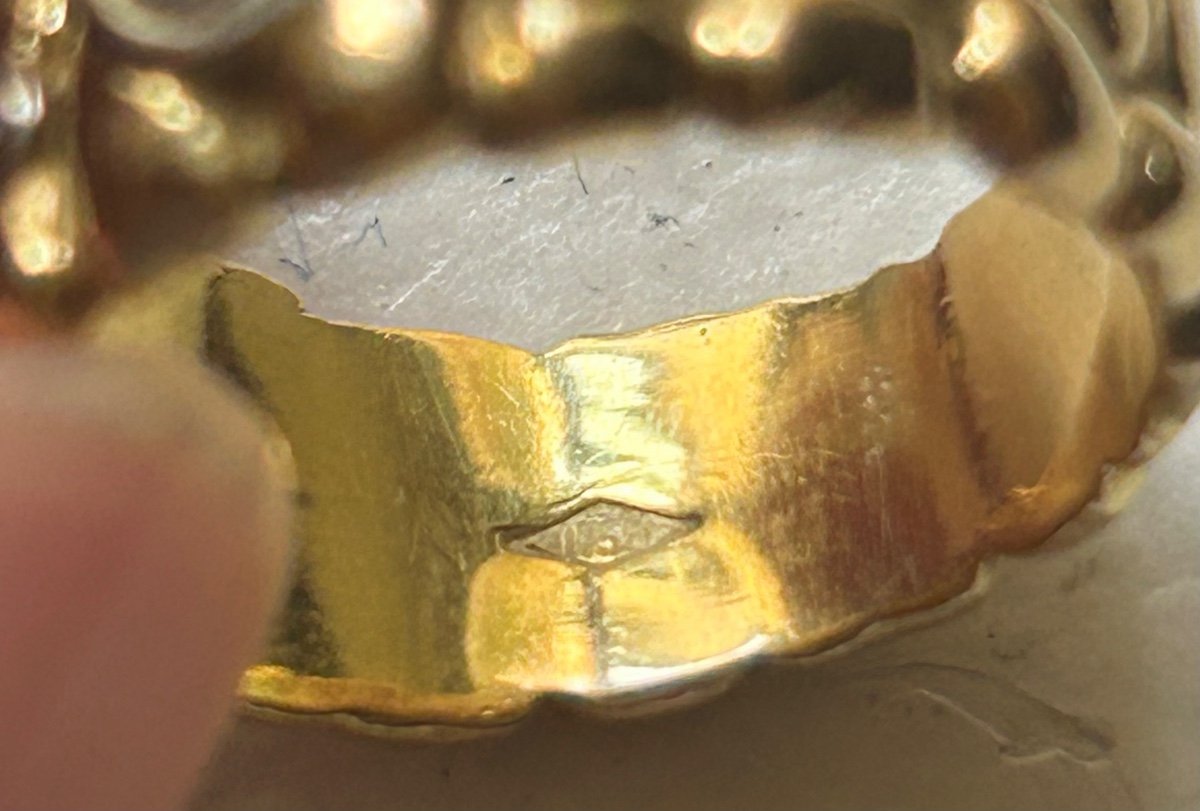 Gold Ring And Brilliants-photo-4