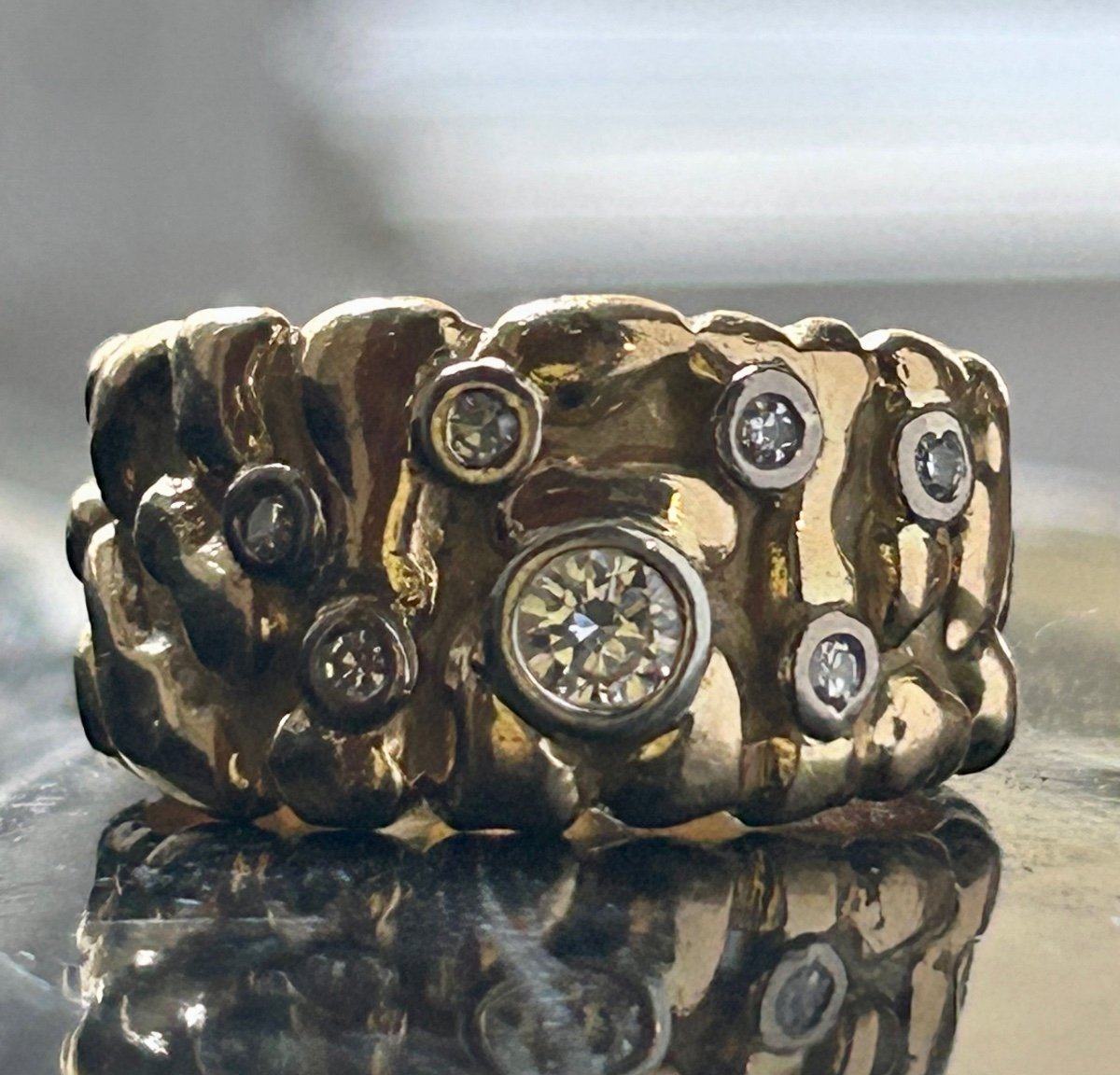 Gold Ring And Brilliants-photo-2