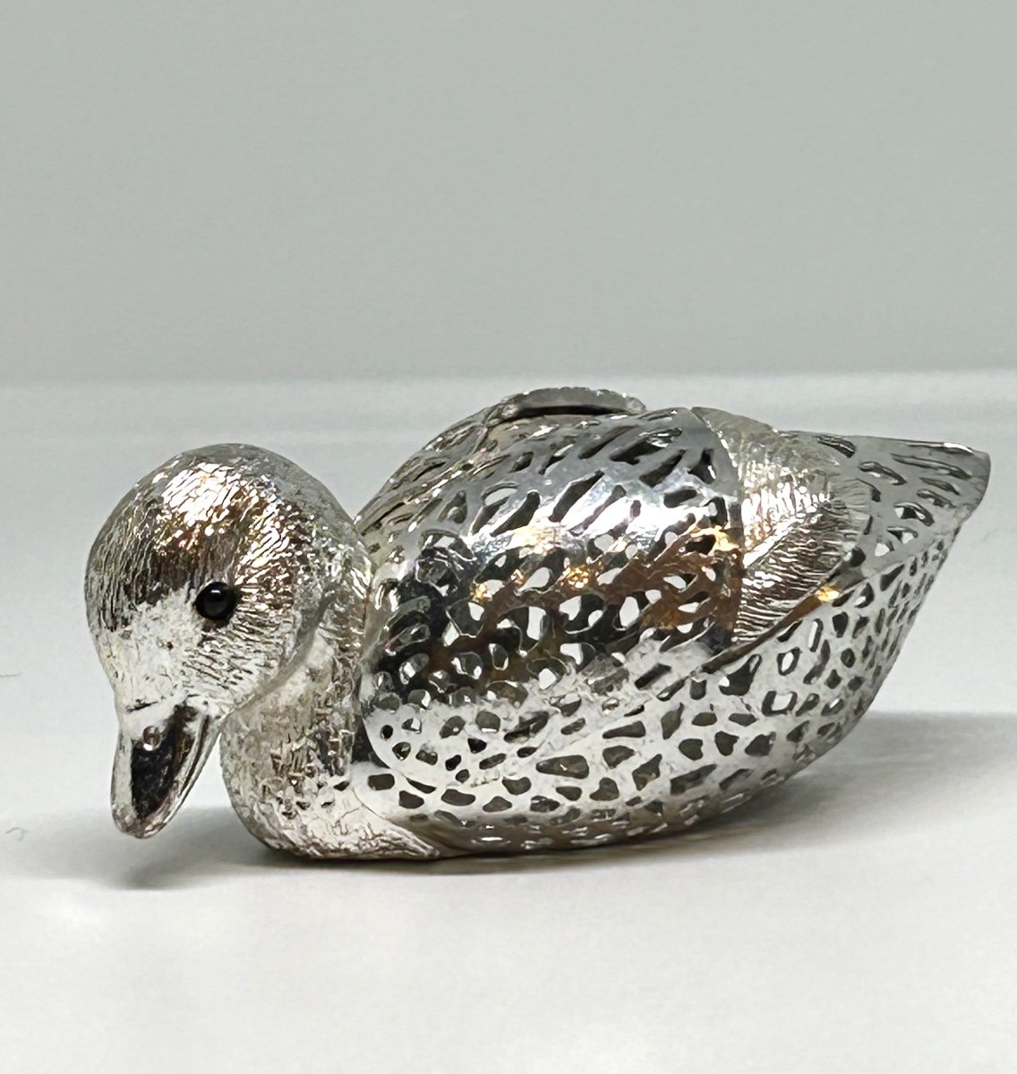 Christofle, canard en métal argenté 