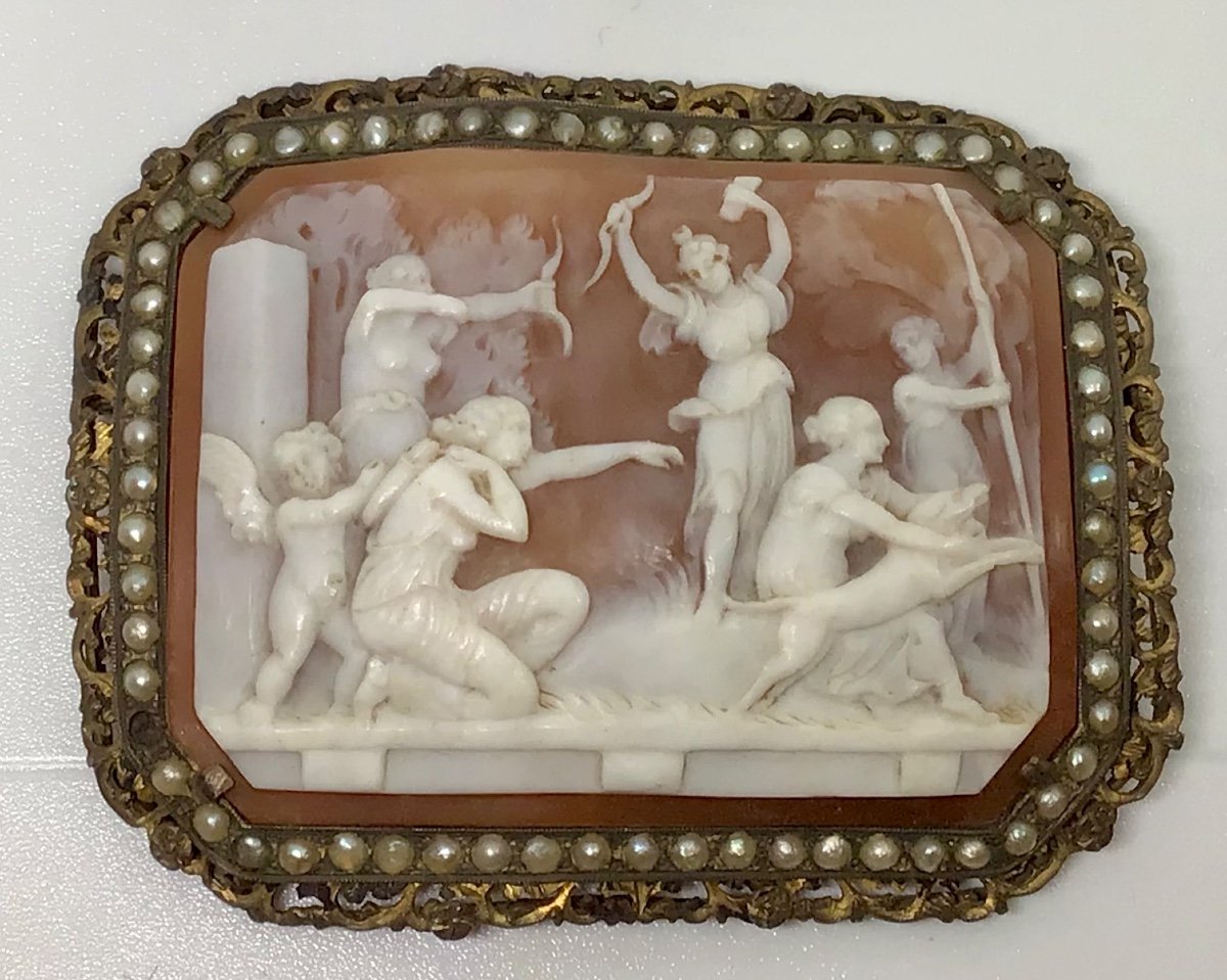 Cameo Mounted On A Vermeil Brooch