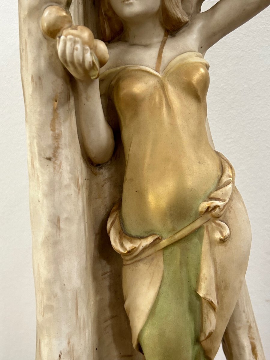 E. Wahliss pour Royal Vienna, statue-vase en porcelaine-photo-1