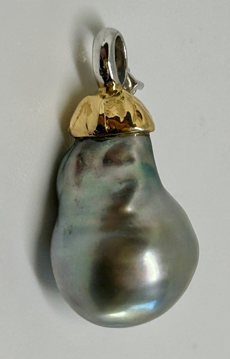 Baroque Gray Tahitian Pearl Pendant, Gold And Diamond-photo-8