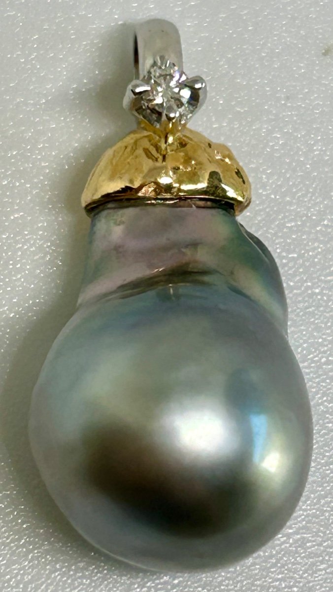 Baroque Gray Tahitian Pearl Pendant, Gold And Diamond