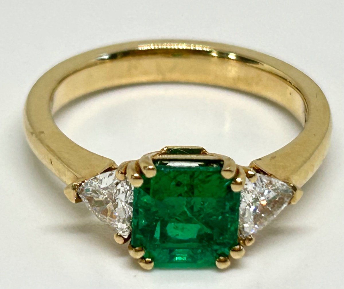 Gold, Emerald And Diamond Ring-photo-2