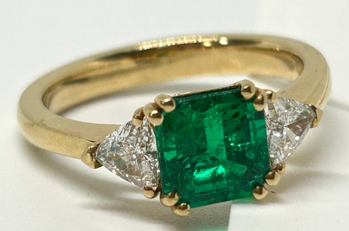 Gold, Emerald And Diamond Ring-photo-4