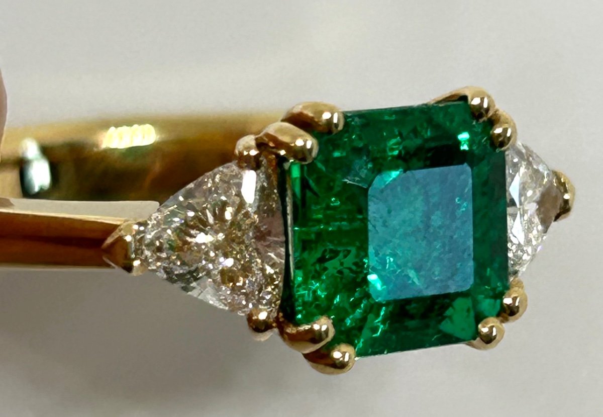 Gold, Emerald And Diamond Ring-photo-2