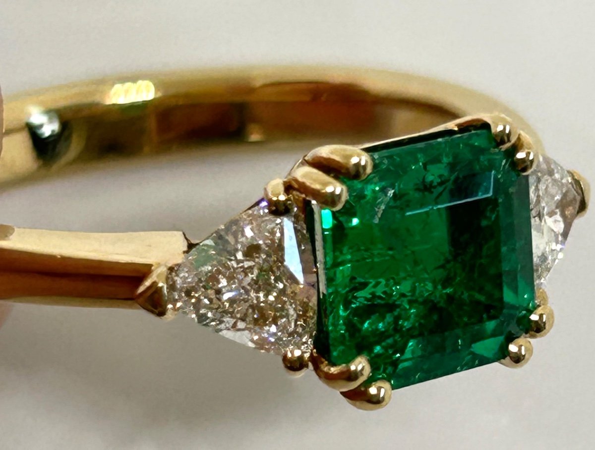 Gold, Emerald And Diamond Ring-photo-3