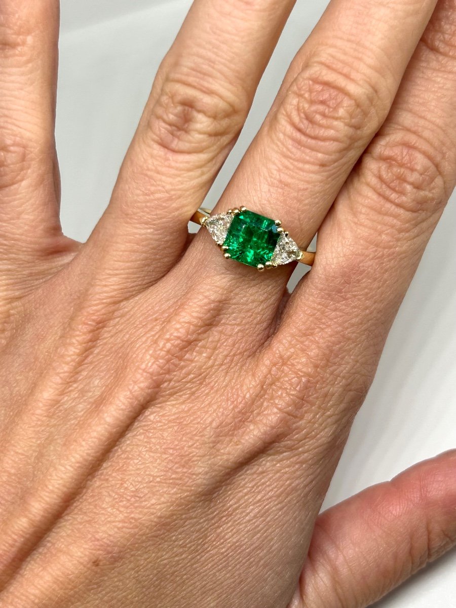 Gold, Emerald And Diamond Ring-photo-8