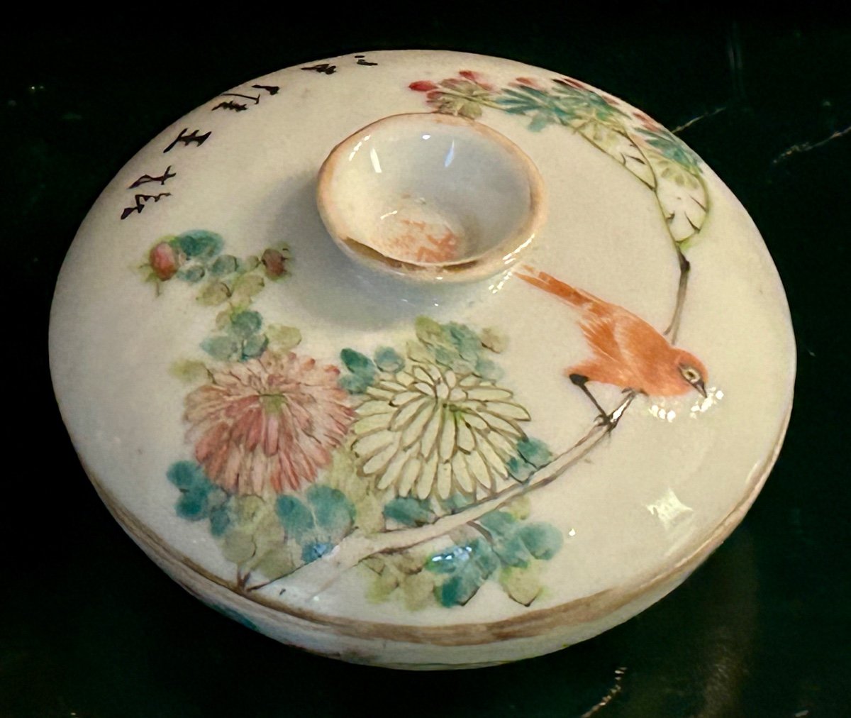 Chinese Porcelain Lidded Pot-photo-4