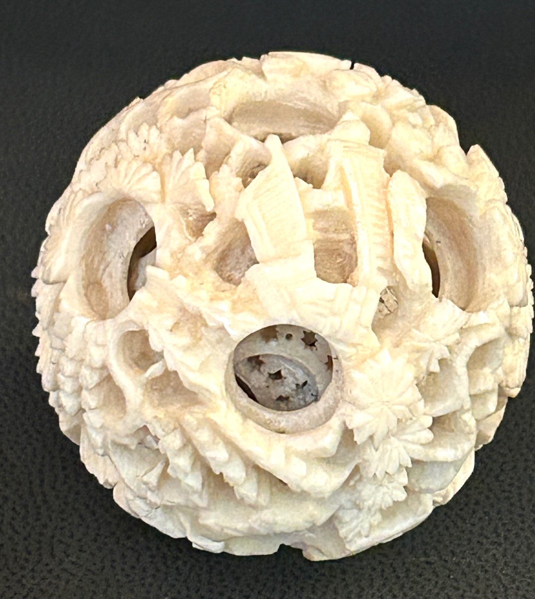 Carved Ivory Canton Ball-photo-2