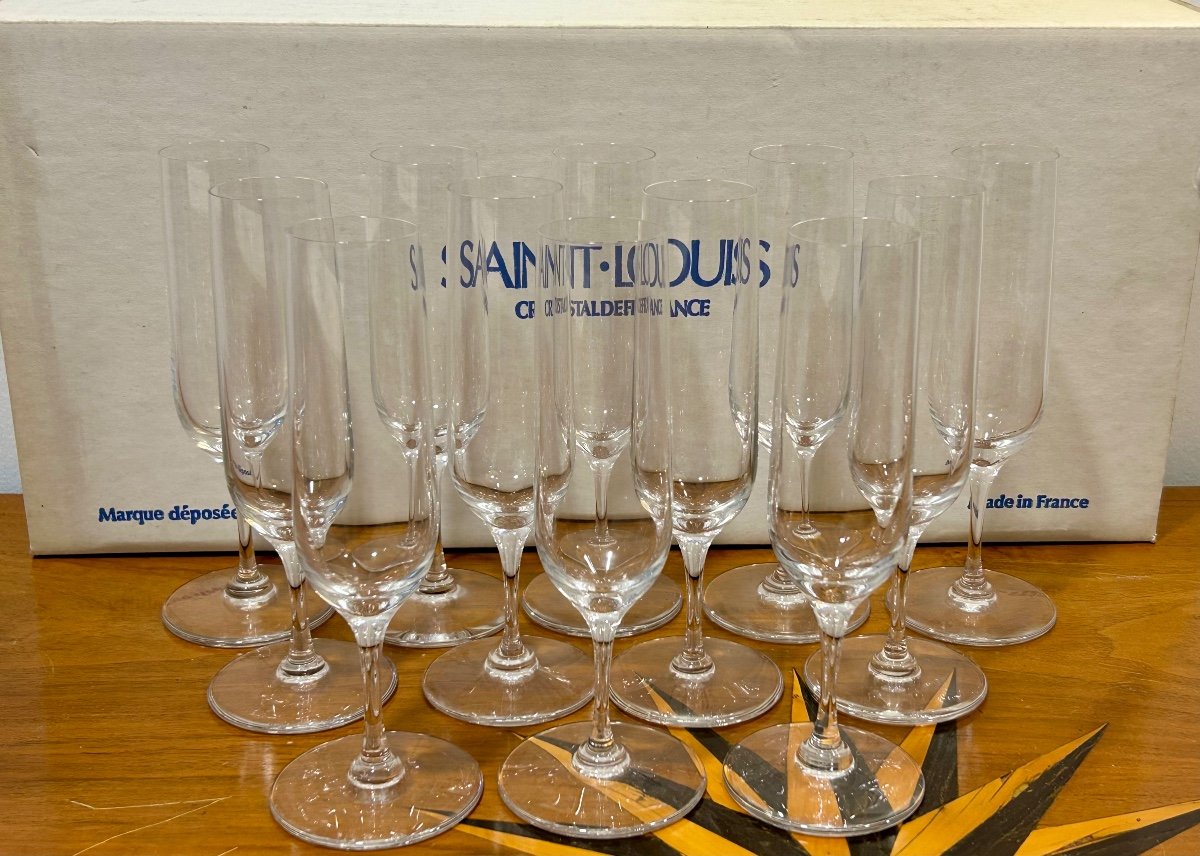 Saint Louis, 12 Aurore Unis Crystal Champagne Flutes -photo-3