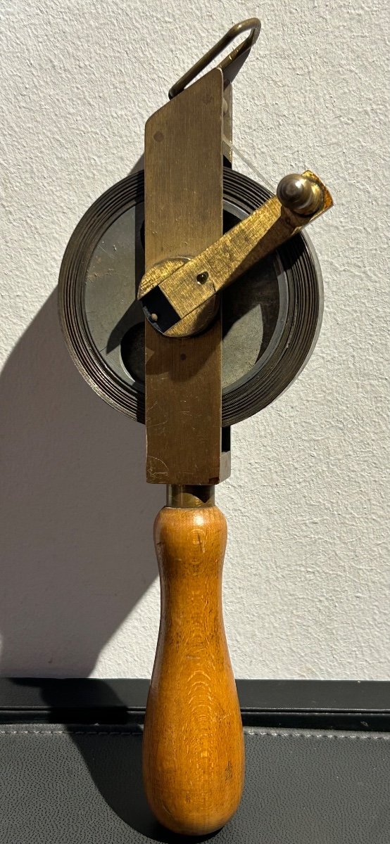 10m Tape Measure, Brass And Wood 