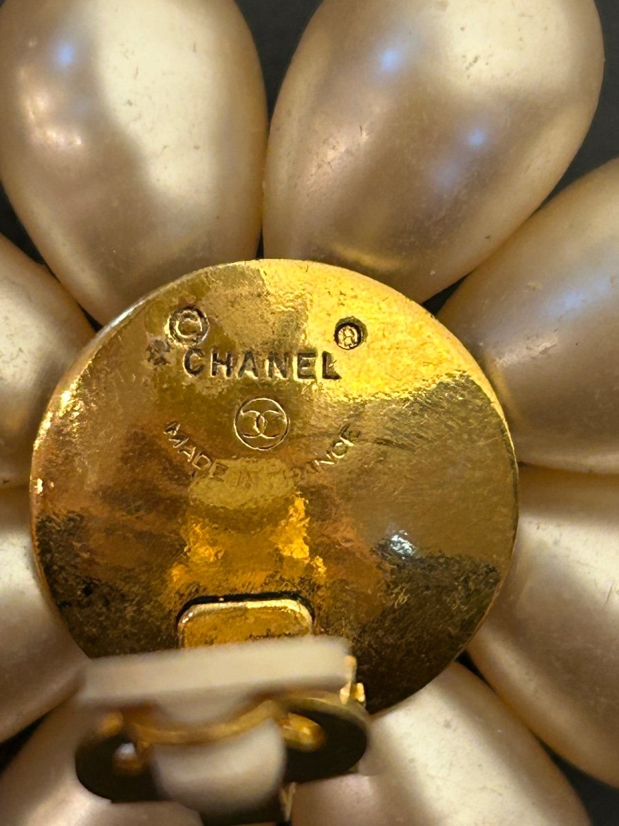 Chanel Champagne, paire de boucles d’oreille à clips-photo-3