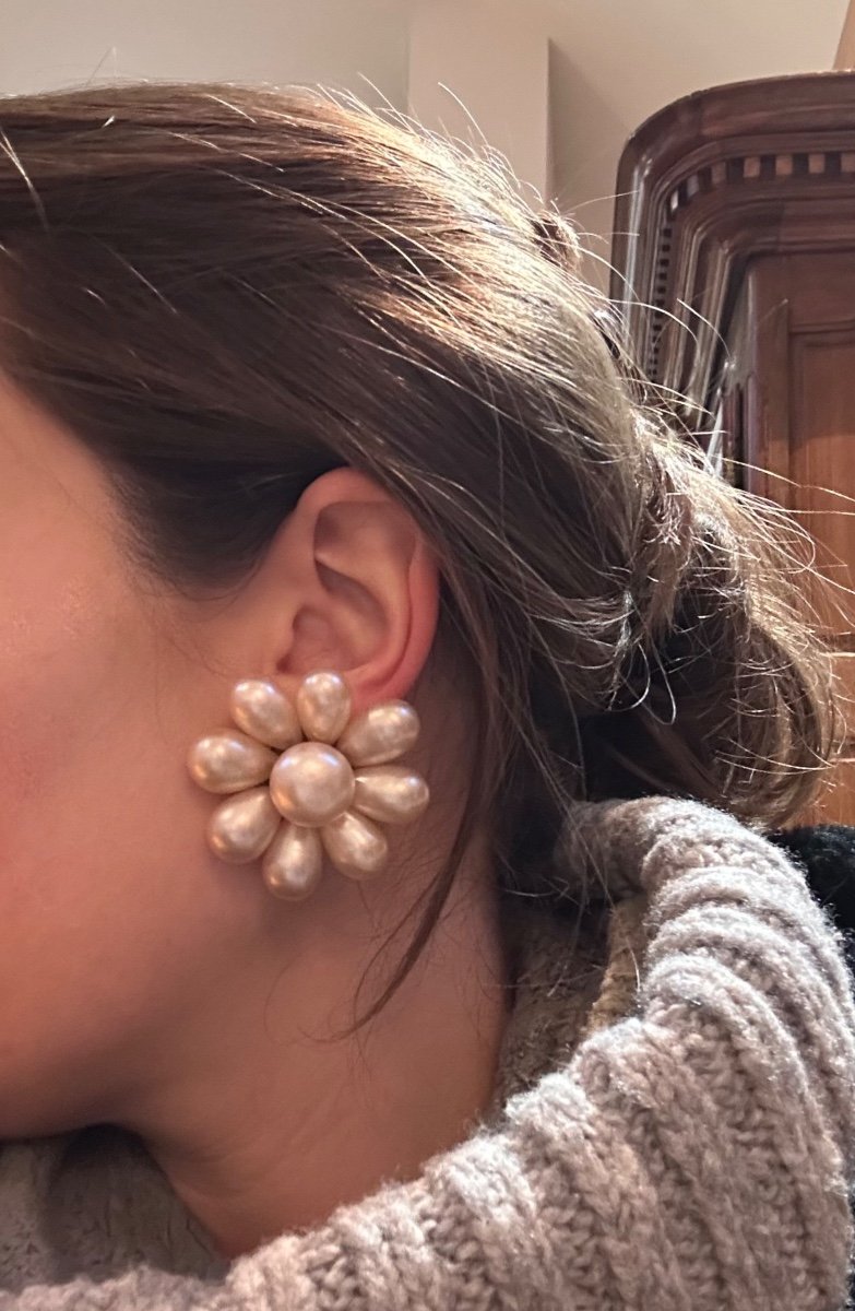 Chanel Champagne, paire de boucles d’oreille à clips-photo-5