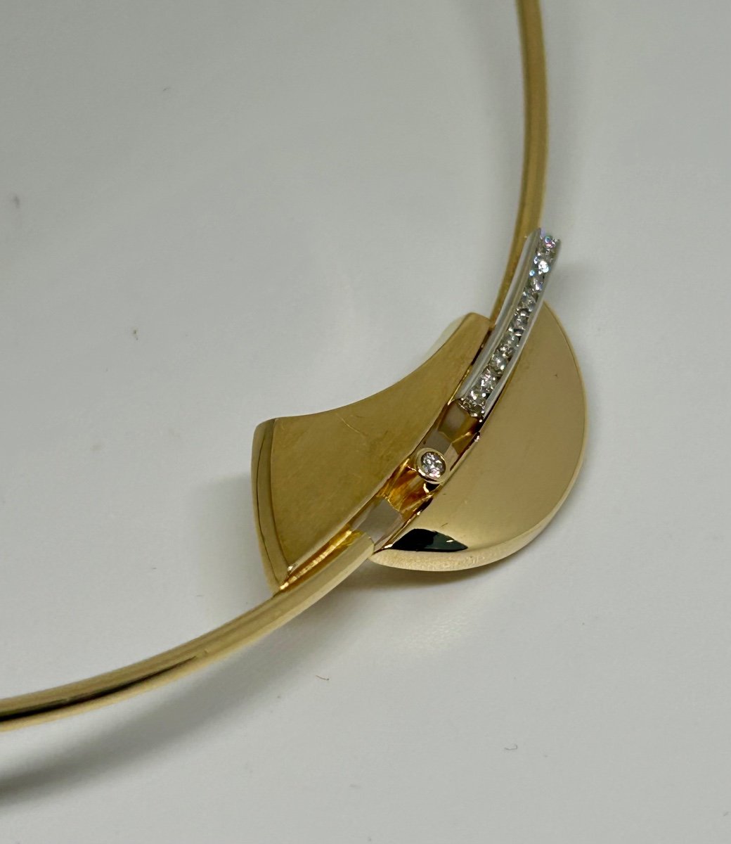 Gold And Diamond Design Necklace -photo-3