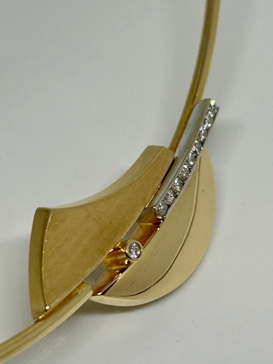 Gold And Diamond Design Necklace -photo-4