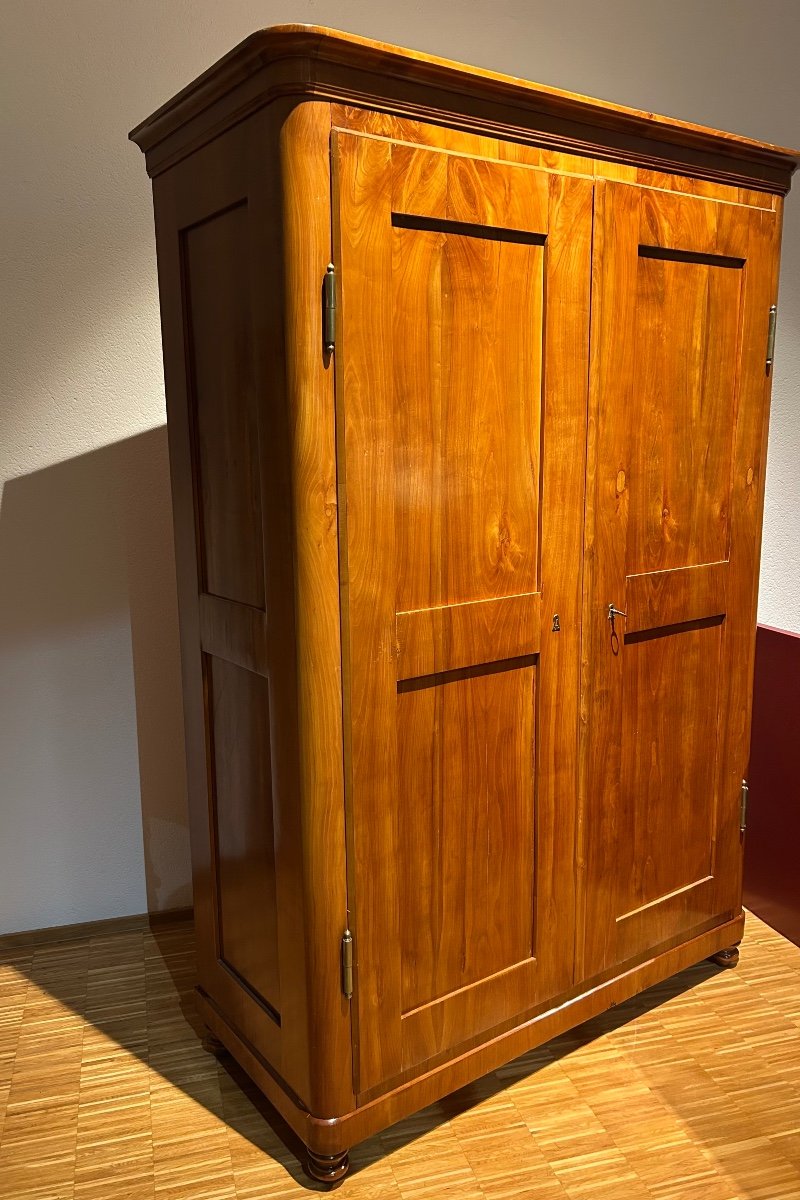 19th Century Biedermeier Cherry Wood Cabinet -photo-6